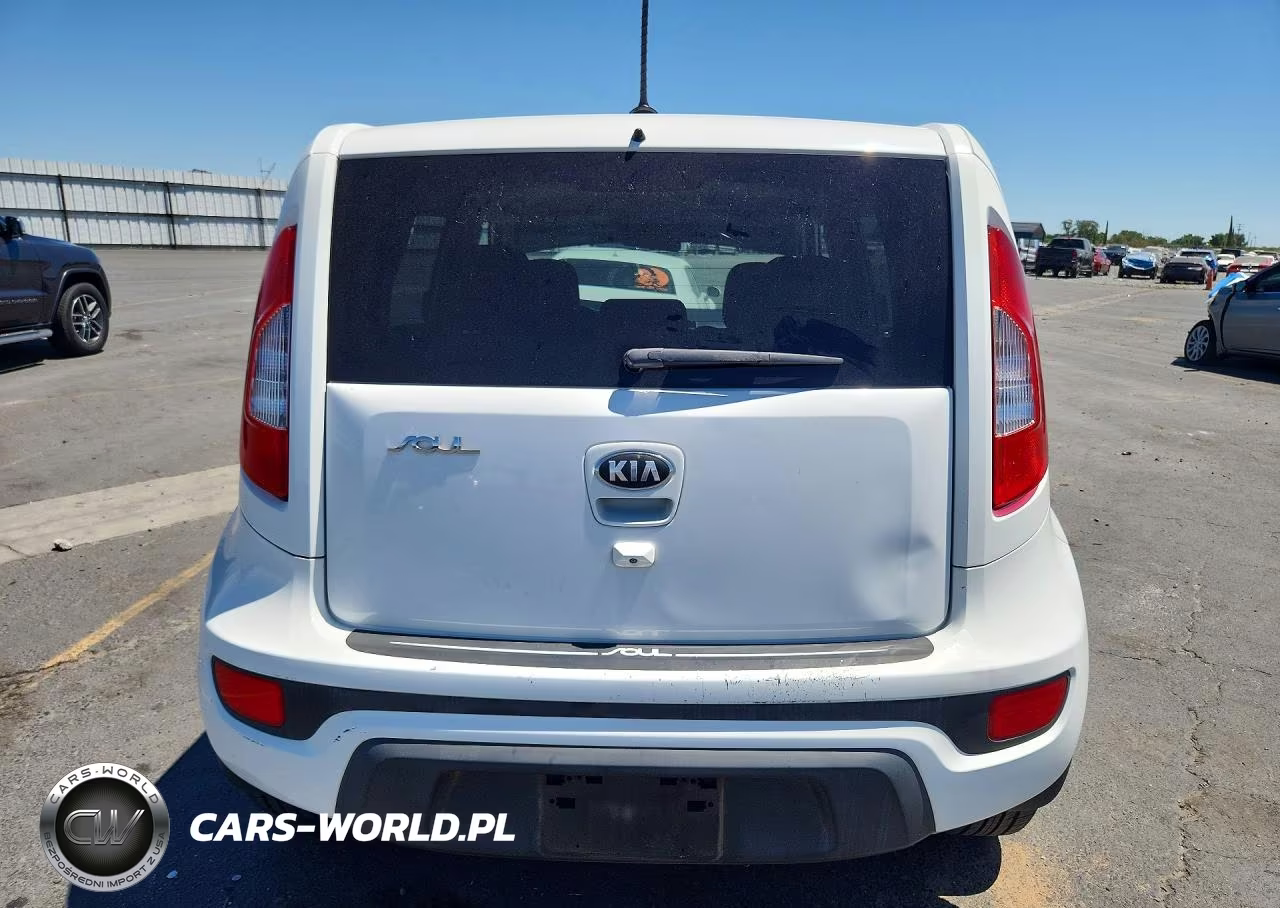 2013 Kia Soul + VIN:KNDJT2A65D7754745 - 6