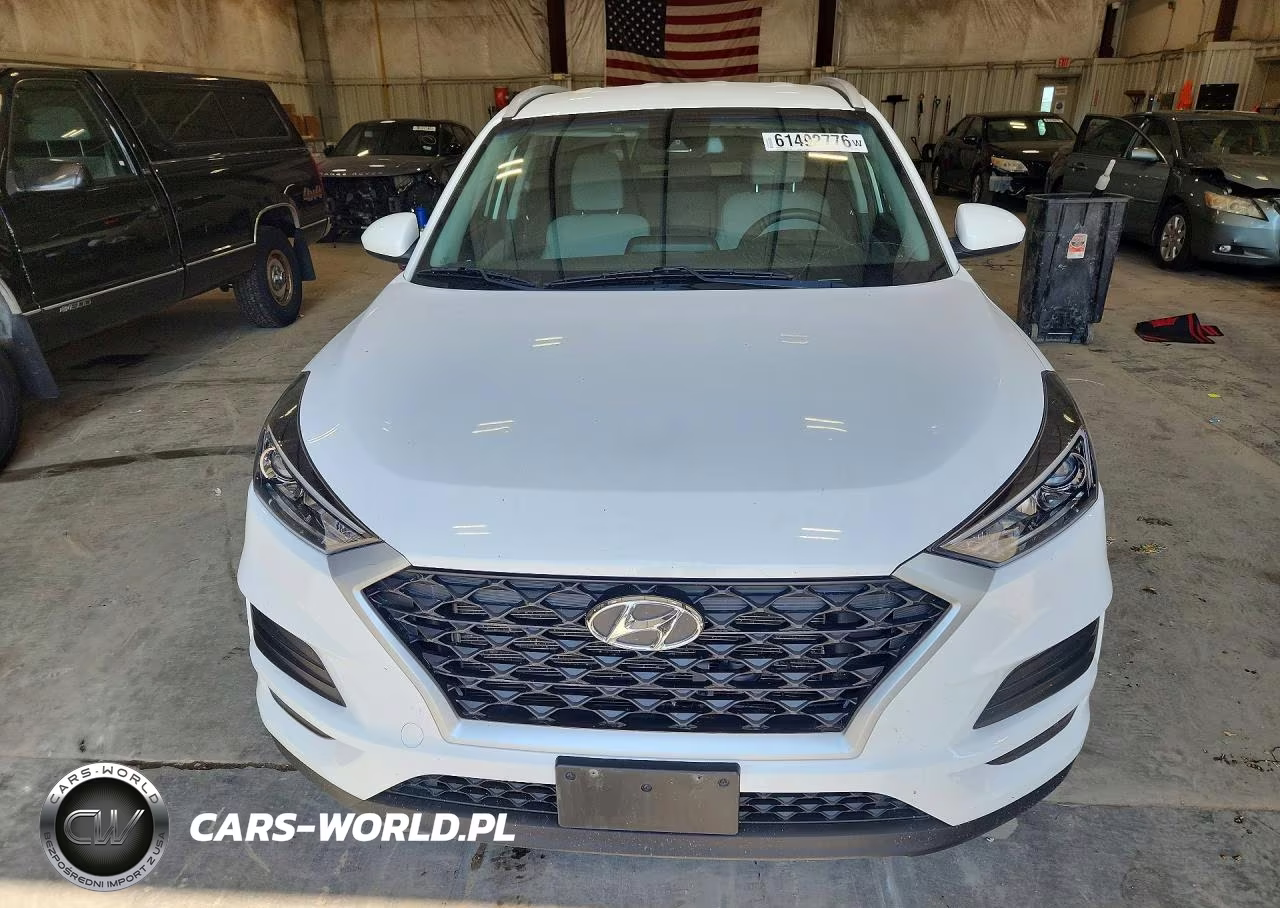 2019 Hyundai Tucson Value VIN:KM8J3CA44KU069537 - 5
