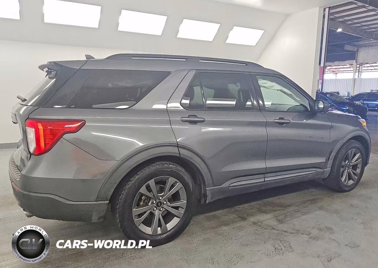 2021 Ford Explorer Xlt VIN:1FMSK7DH9MGA31252 - 3