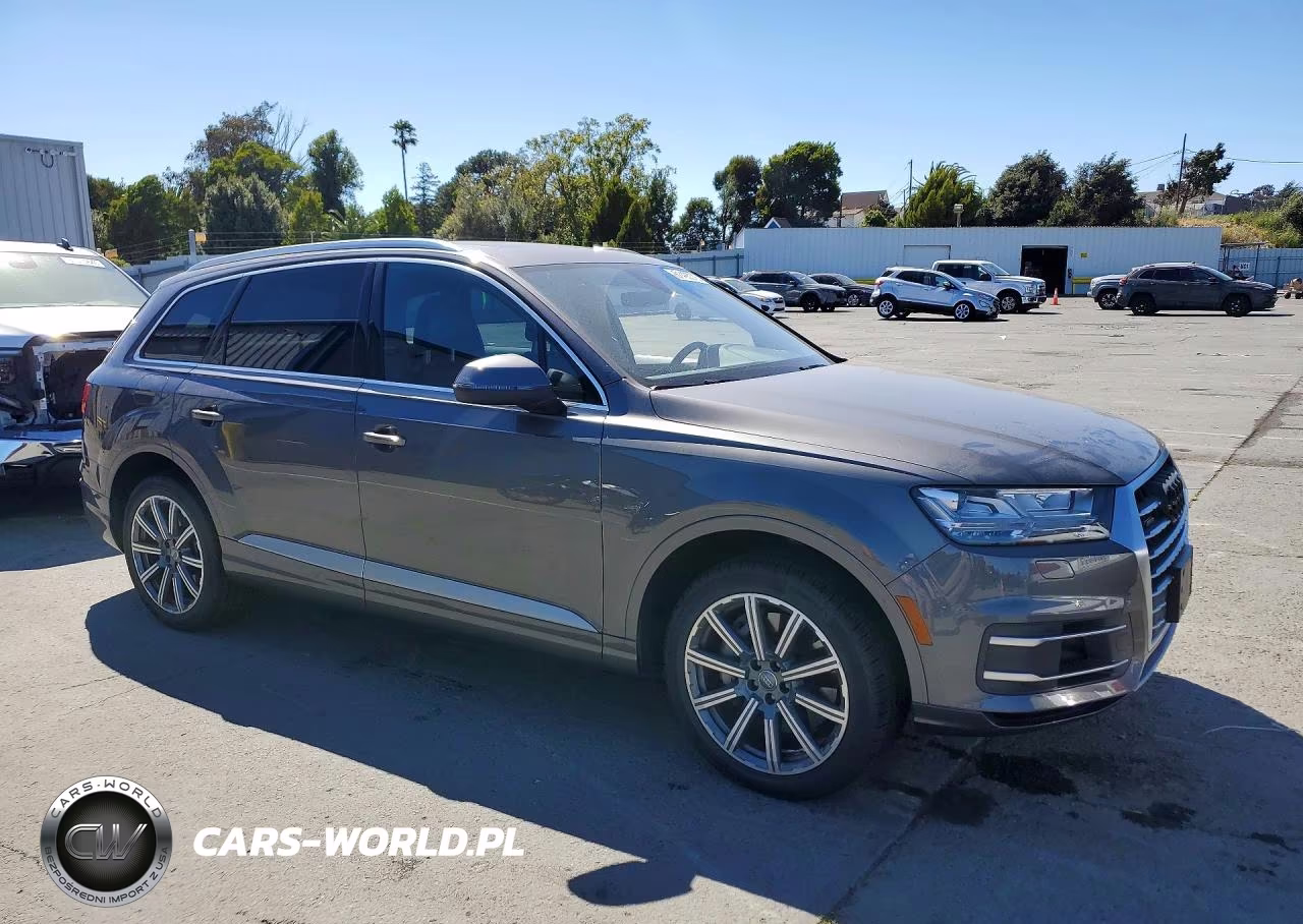 2019 Audi Q7 Premium Plus VIN:WA1LAAF74KD020942 - 4