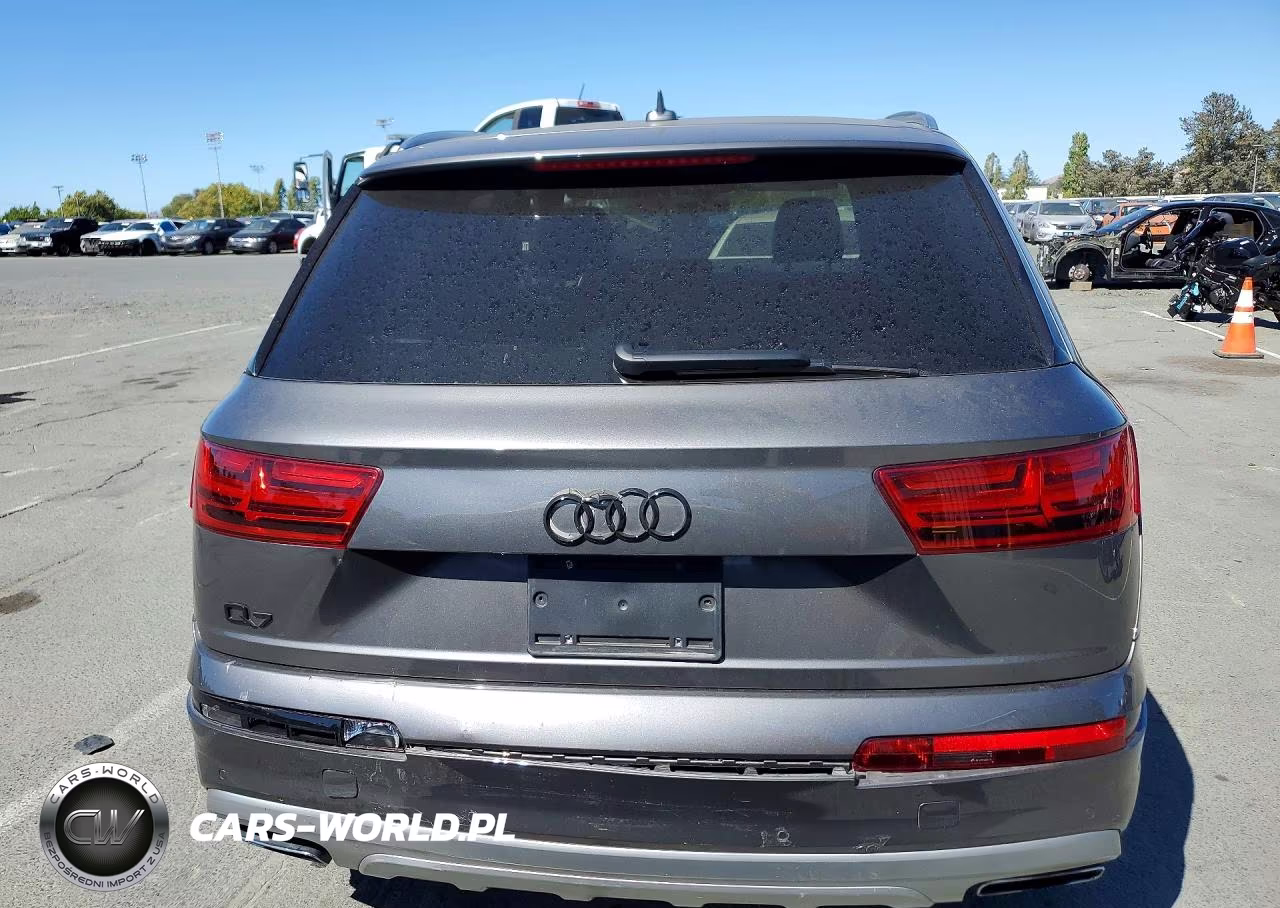 2019 Audi Q7 Premium Plus VIN:WA1LAAF74KD020942 - 6