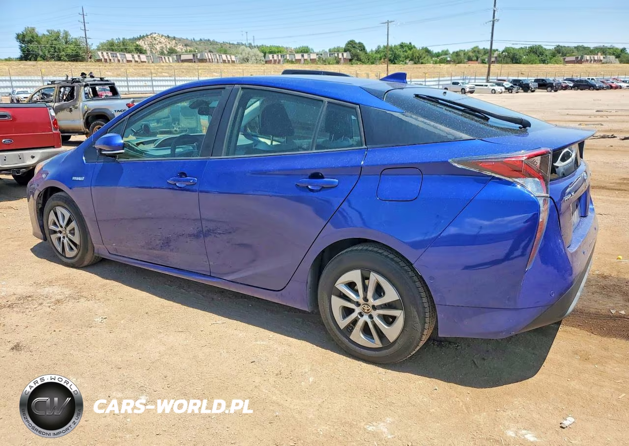 2018 Toyota Prius Two VIN:JTDKBRFU5J3069333 - 2