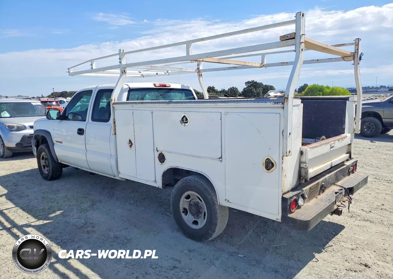 2007 Chevrolet Silverado K2500 Heavy Duty VIN:1GCHK29U97E147753 - 2