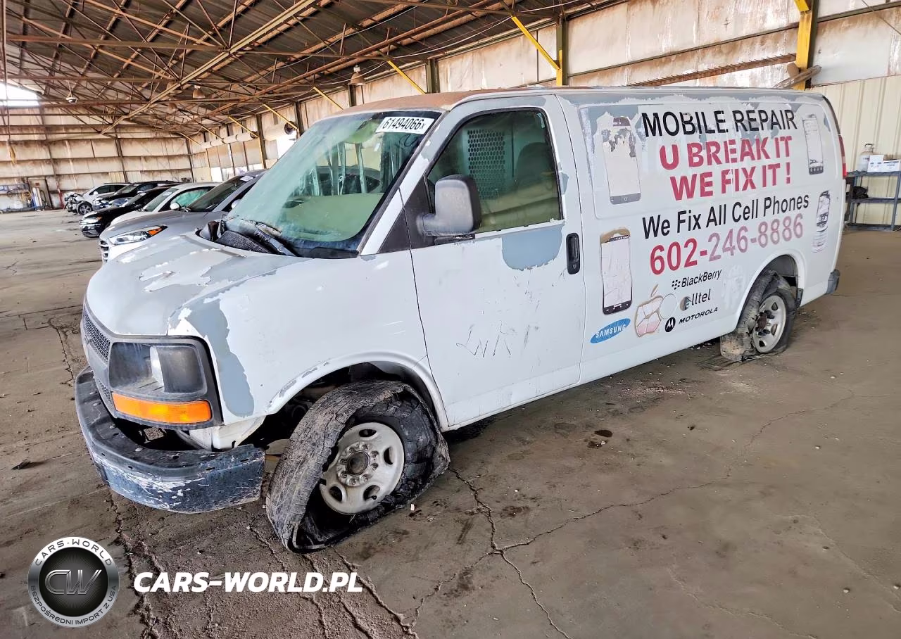2005 Chevrolet Express Delivery Van