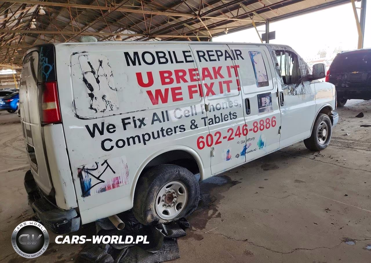 2005 Chevrolet Express Delivery Van VIN:1GCGG25U751153476 - 3