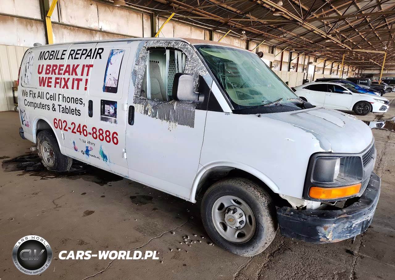 2005 Chevrolet Express Delivery Van VIN:1GCGG25U751153476 - 4