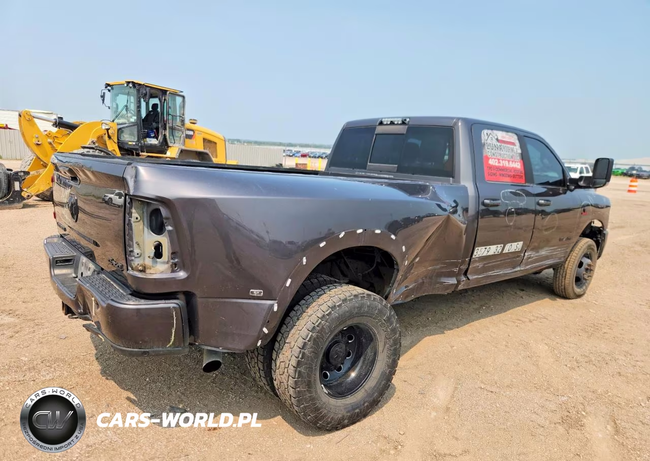 2021 Ram 3500 Laramie VIN:3C63RRJL5MG589572 - 3