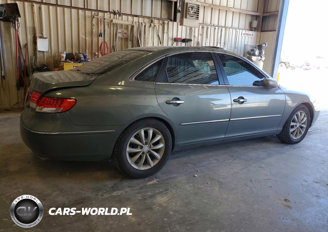 2006 Hyundai Azera Se VIN:KMHFC46FX6A113912 - 3