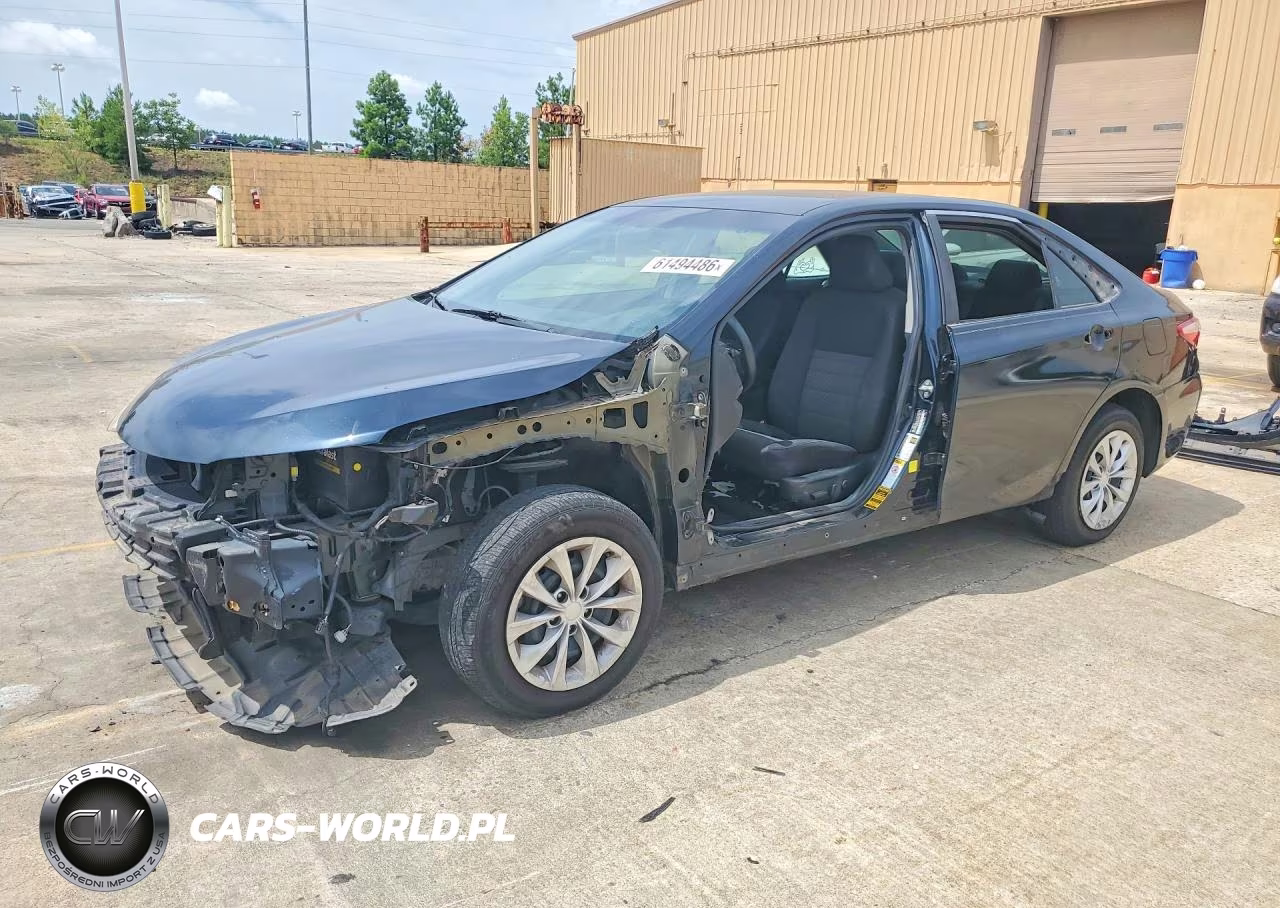 2017 Toyota Camry Le – zdjęcie 1 z 12