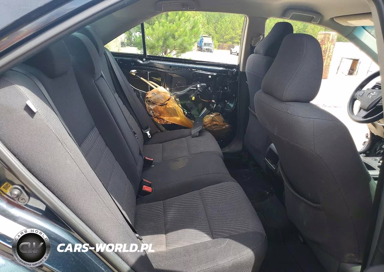 2017 Toyota Camry Le VIN:4T1BF1FK1HU449483 - 10