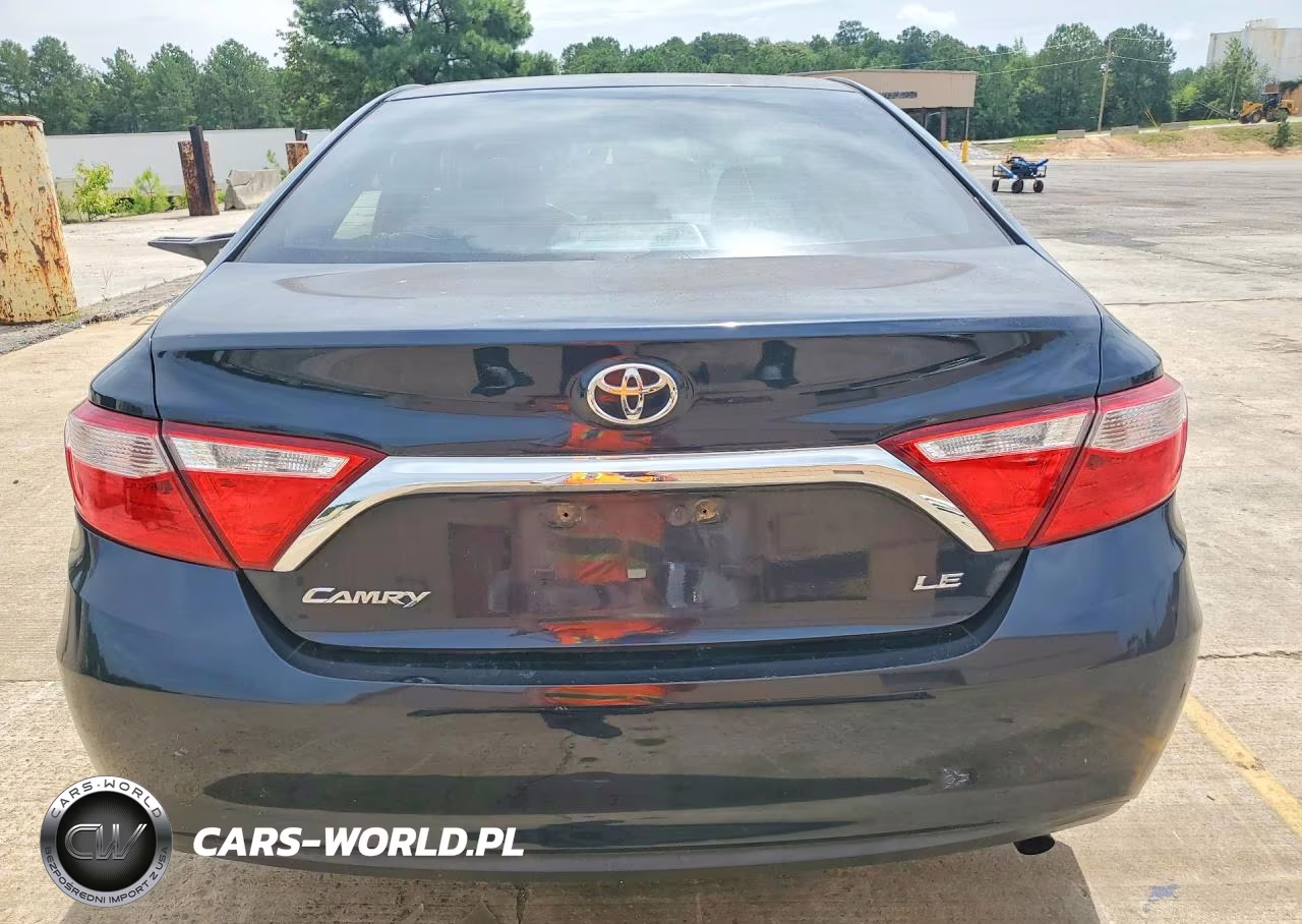 2017 Toyota Camry Le VIN:4T1BF1FK1HU449483 - 6