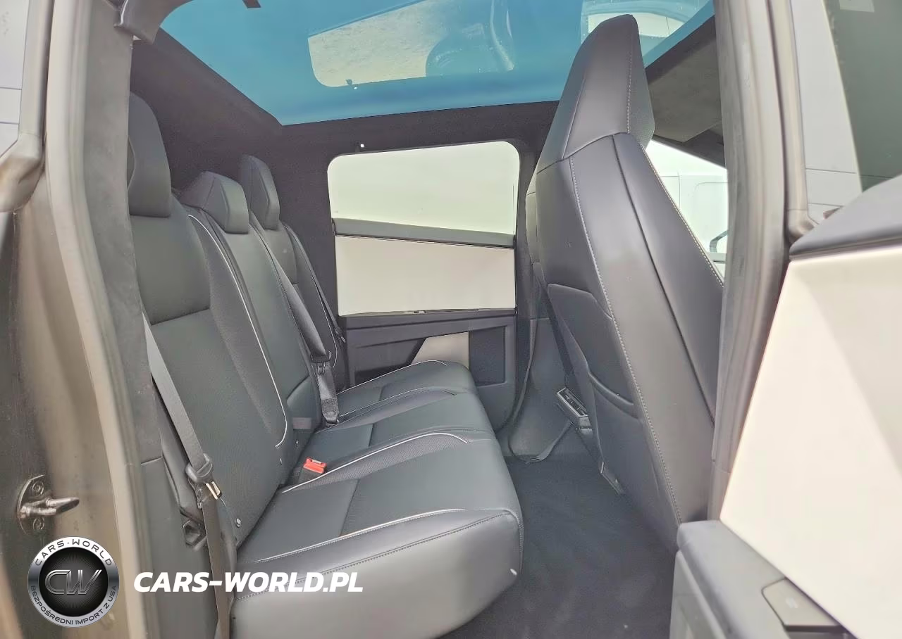 2024 Tesla Cybertruck VIN:7G2CEHEE7RA019624 - 10