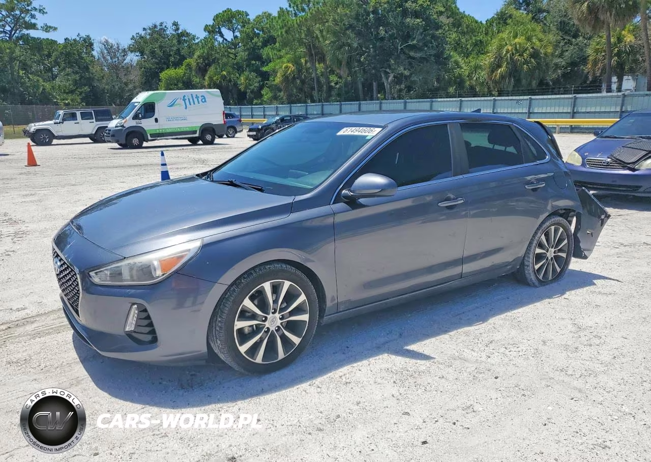 2018 Hyundai Elantra Gt Base – zdjęcie 1 z 13