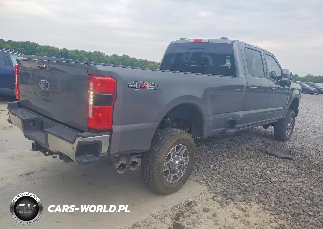 2023 Ford F350 Super Duty VIN:1FT8W3BM9PEC42334 - 3