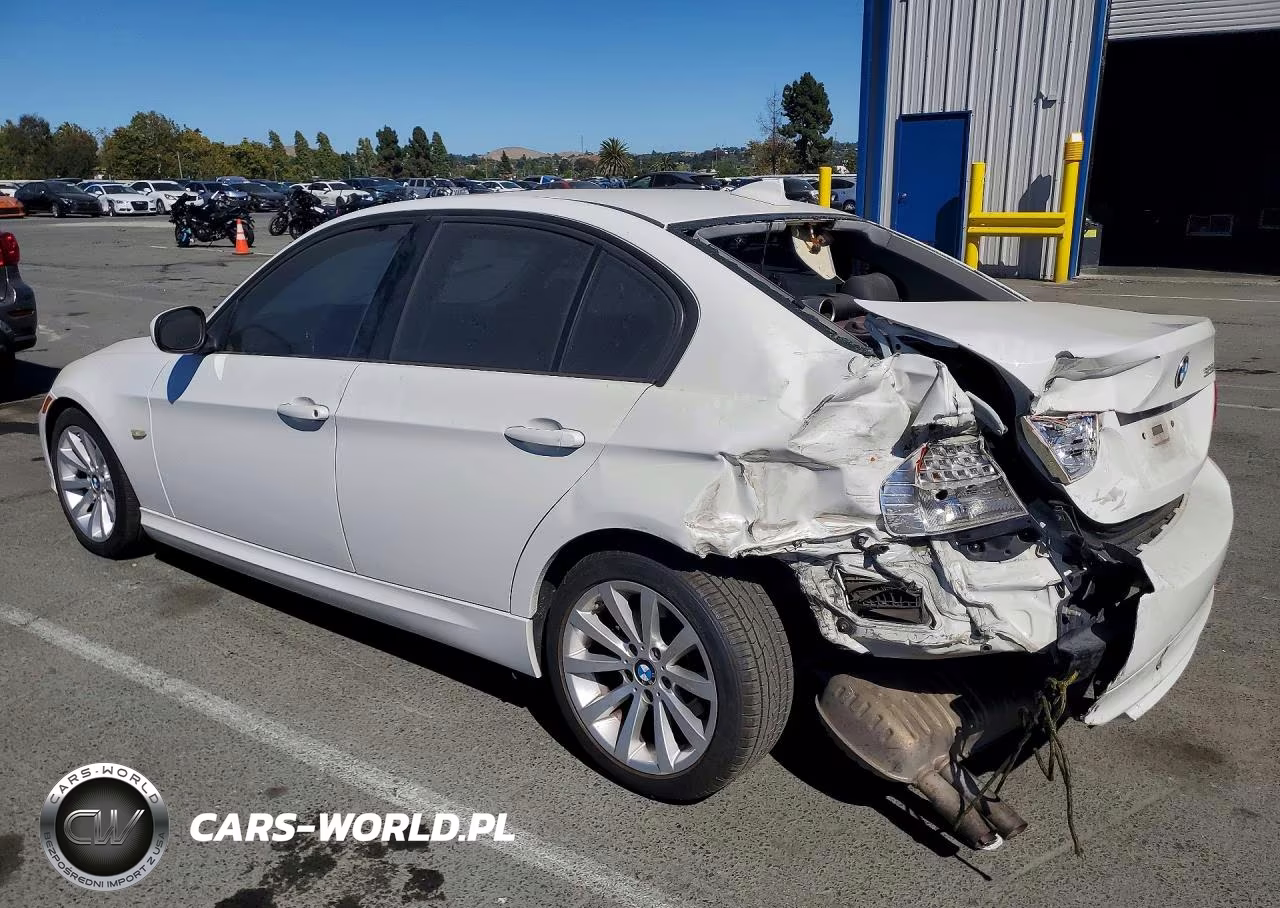 2011 BMW 328 I VIN:WBAPH7G5XBNN03247 - 2