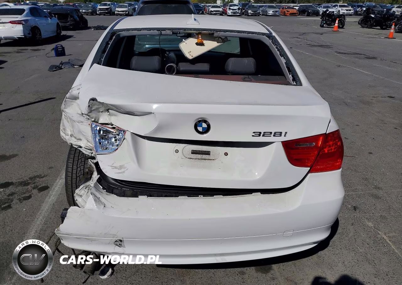 2011 BMW 328 I VIN:WBAPH7G5XBNN03247 - 6