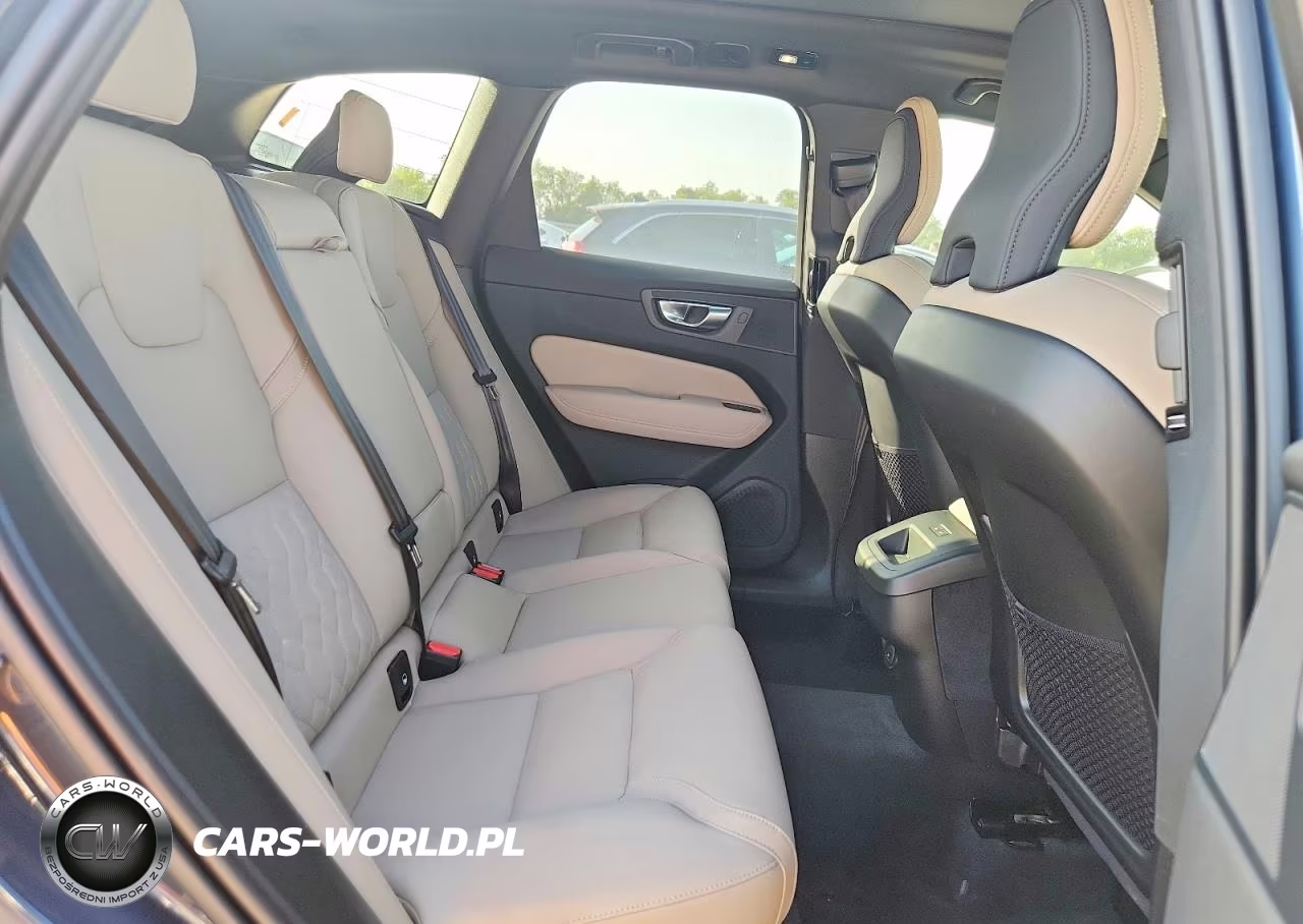2026 Volvo Xc60 Plus VIN:YV4M12RC4T1458224 - 11