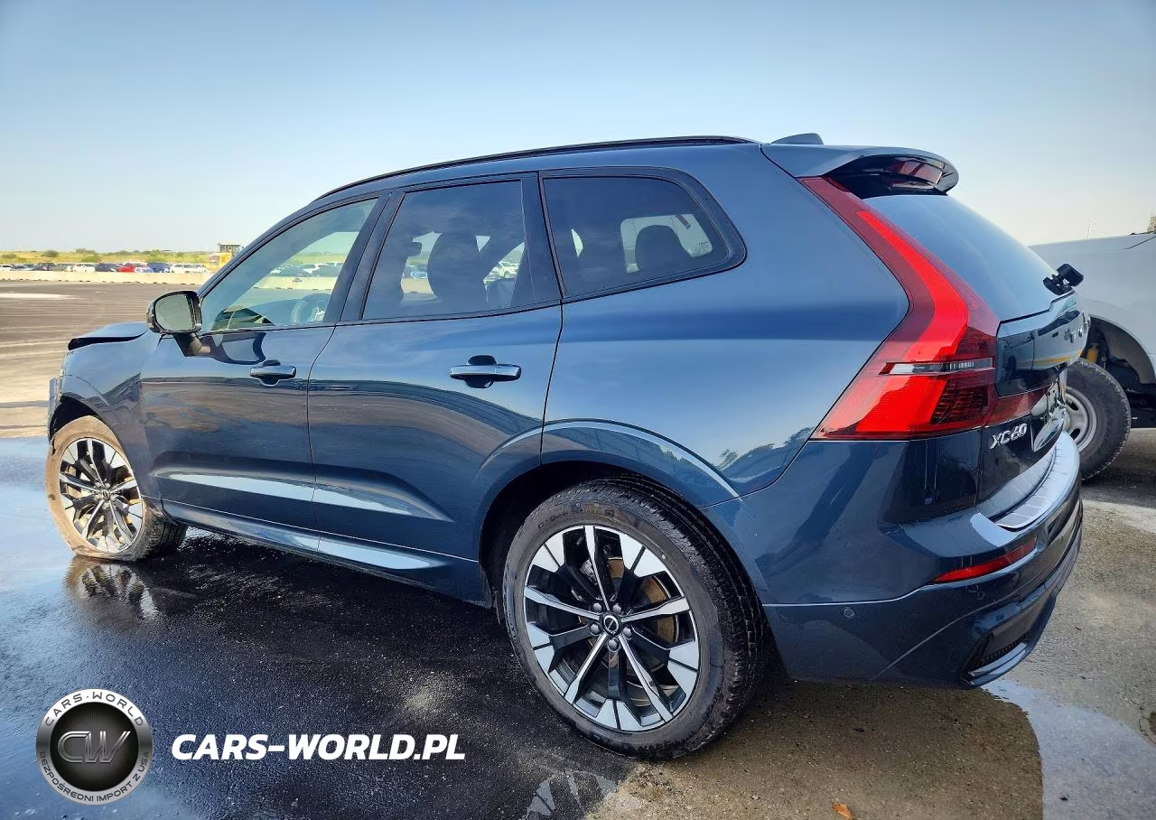 2026 Volvo Xc60 Plus VIN:YV4M12RC4T1458224 - 2