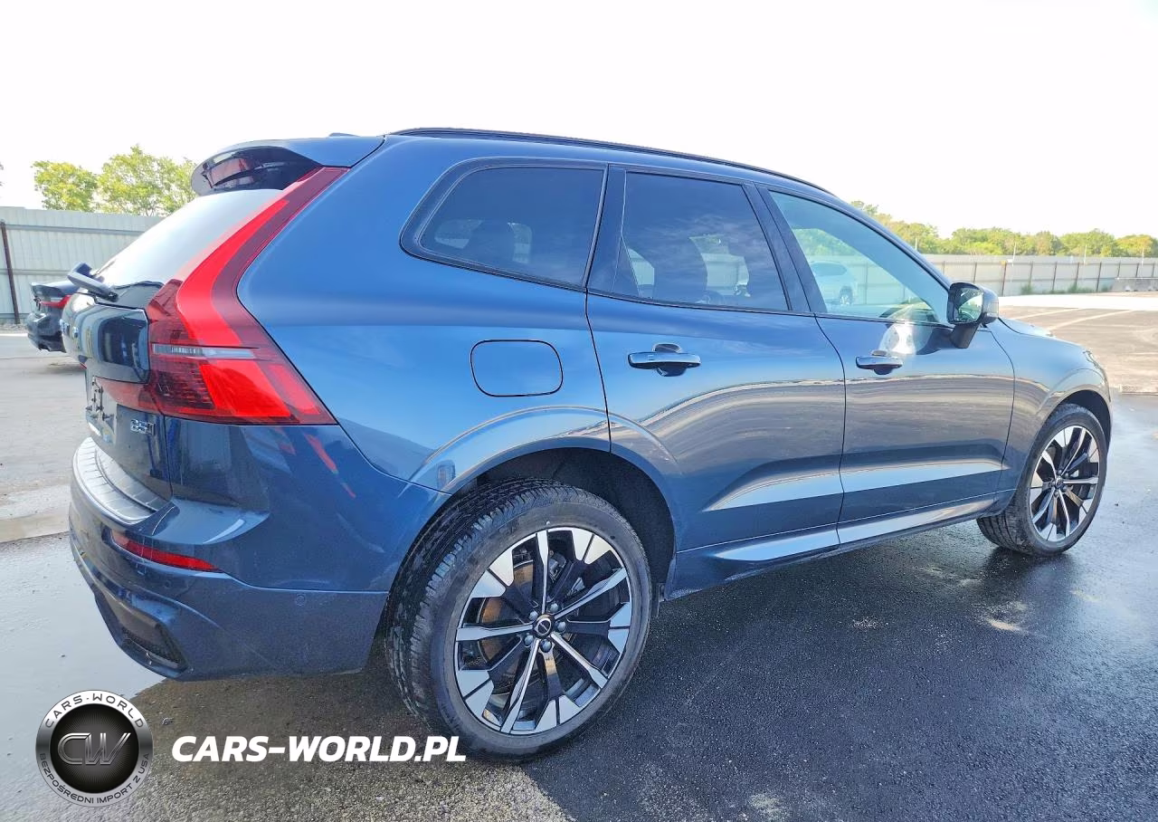 2026 Volvo Xc60 Plus VIN:YV4M12RC4T1458224 - 3