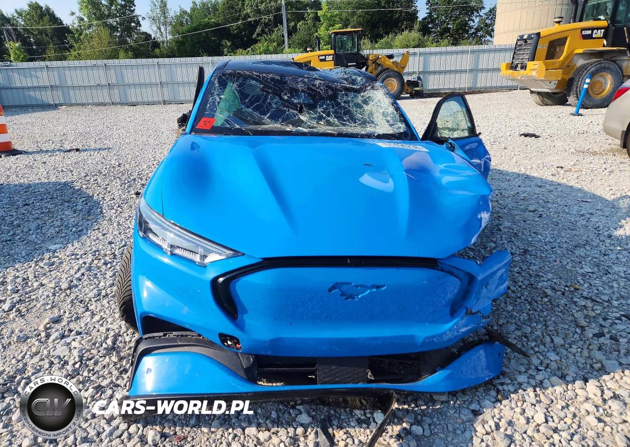 2021 Ford Mustang Mach-E Premium VIN:3FMTK3SU5MMA07629 - 5