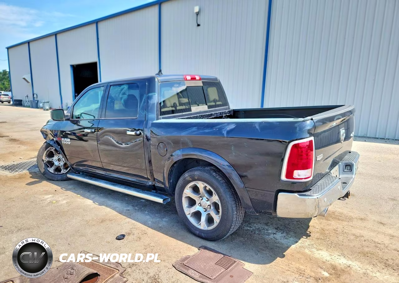 2018 Ram 1500 Laramie VIN:1C6RR7NMXJS254619 - 2