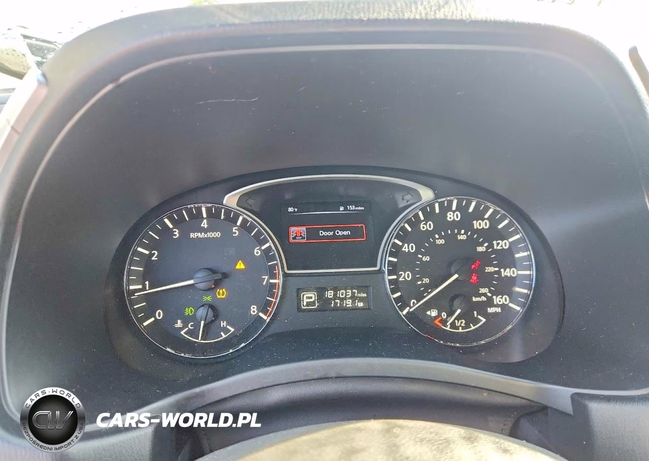 2015 Nissan Pathfinder Sv VIN:5N1AR2MN8FC677845 - 9