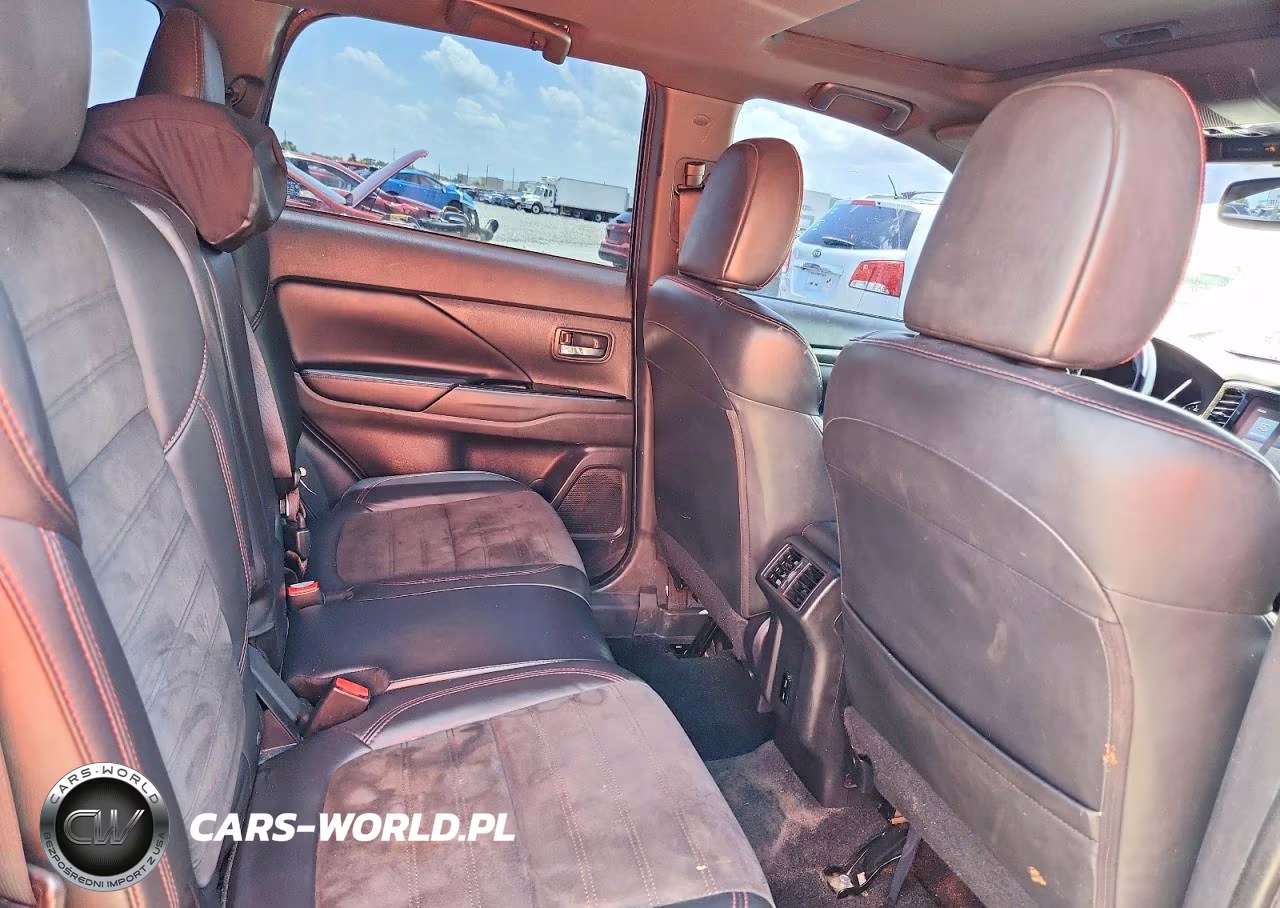 2020 Mits Outlander VIN:JA4AD3A37LZ028312 - 11
