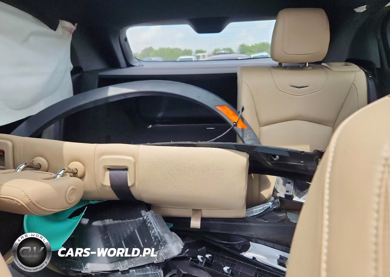 2025 Cadillac Xt4 Premium Luxury VIN:1GYFZCR40SF155875 - 10