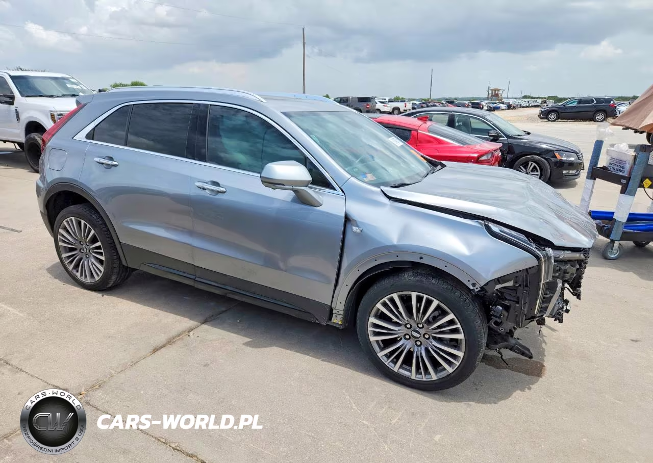 2025 Cadillac Xt4 Premium Luxury VIN:1GYFZCR40SF155875 - 4