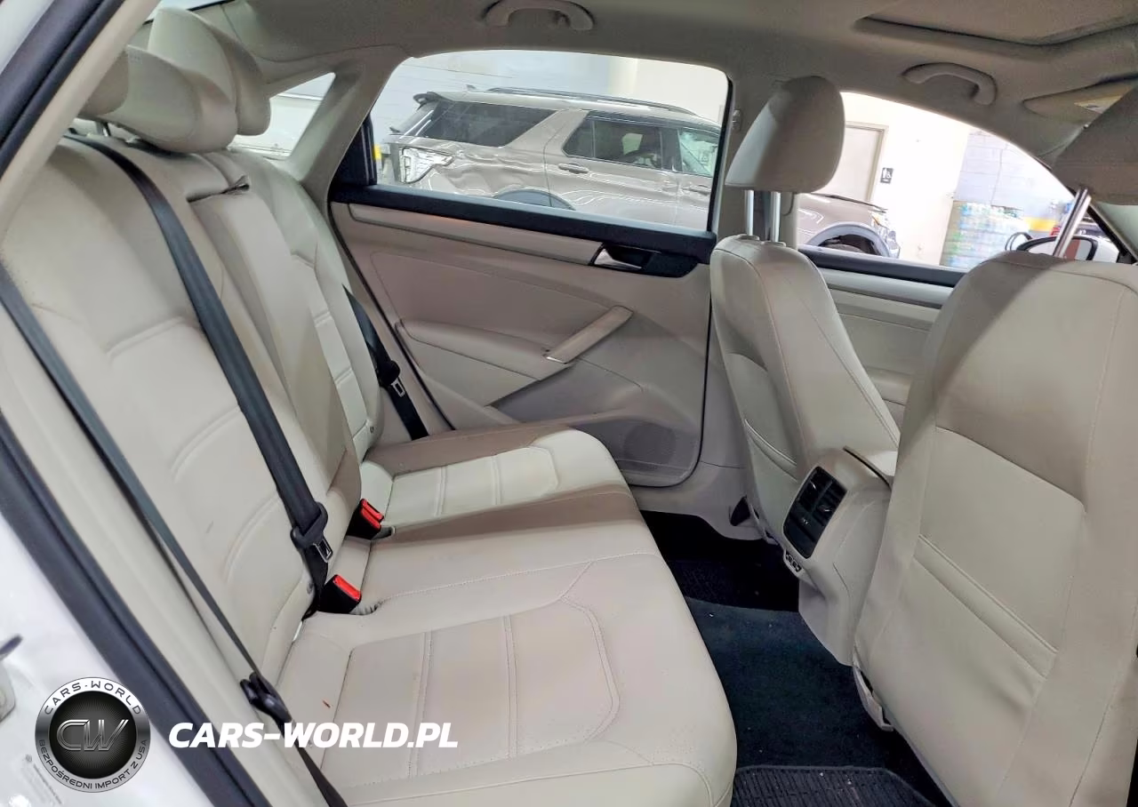 2020 Volkswagen Passat Se VIN:1VWWA7A32LC004804 - 10