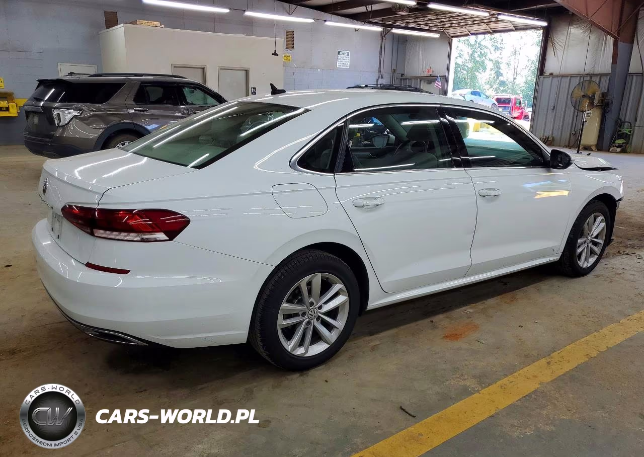 2020 Volkswagen Passat Se VIN:1VWWA7A32LC004804 - 3