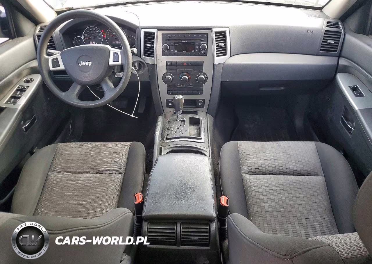 2009 Jeep Grand Cherokee Laredo VIN:1J8GR48K19C541435 - 8