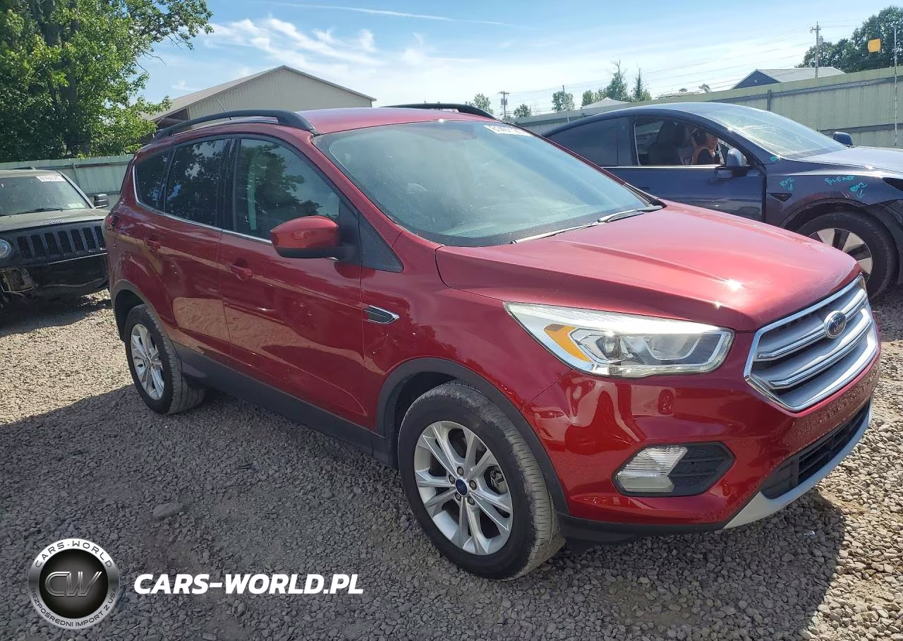 2017 Ford Escape Se VIN:1FMCU0GD2HUE84330 - 4