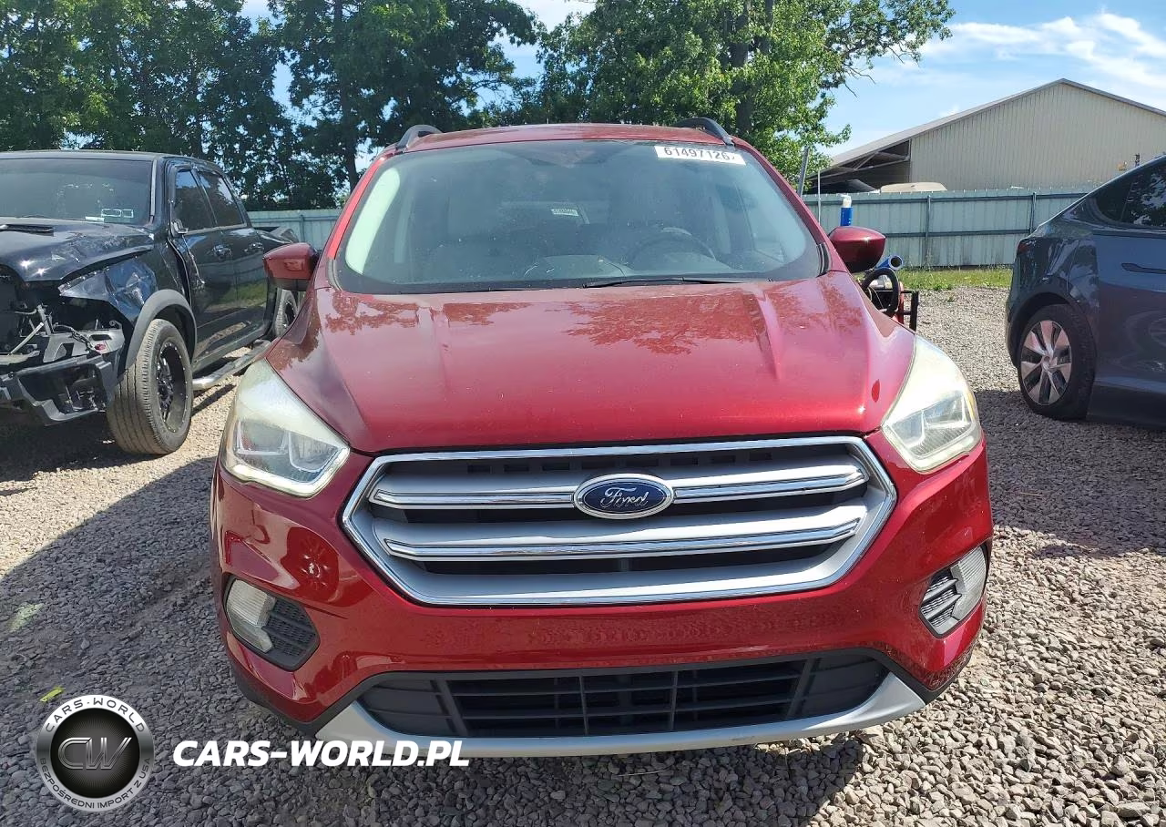 2017 Ford Escape Se VIN:1FMCU0GD2HUE84330 - 5