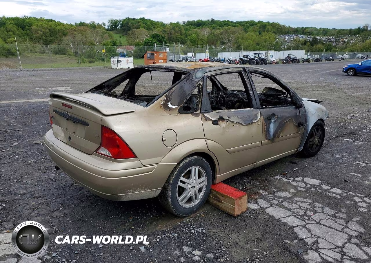 2000 Ford Focus Se VIN:1FAFP3430YW255323 - 3