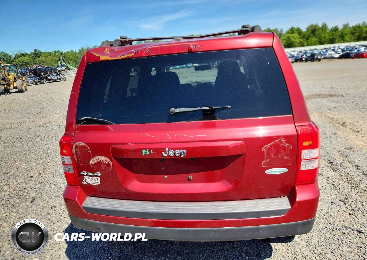 2014 Jeep Patriot Latitude VIN:1C4NJRFBXED501591 - 6