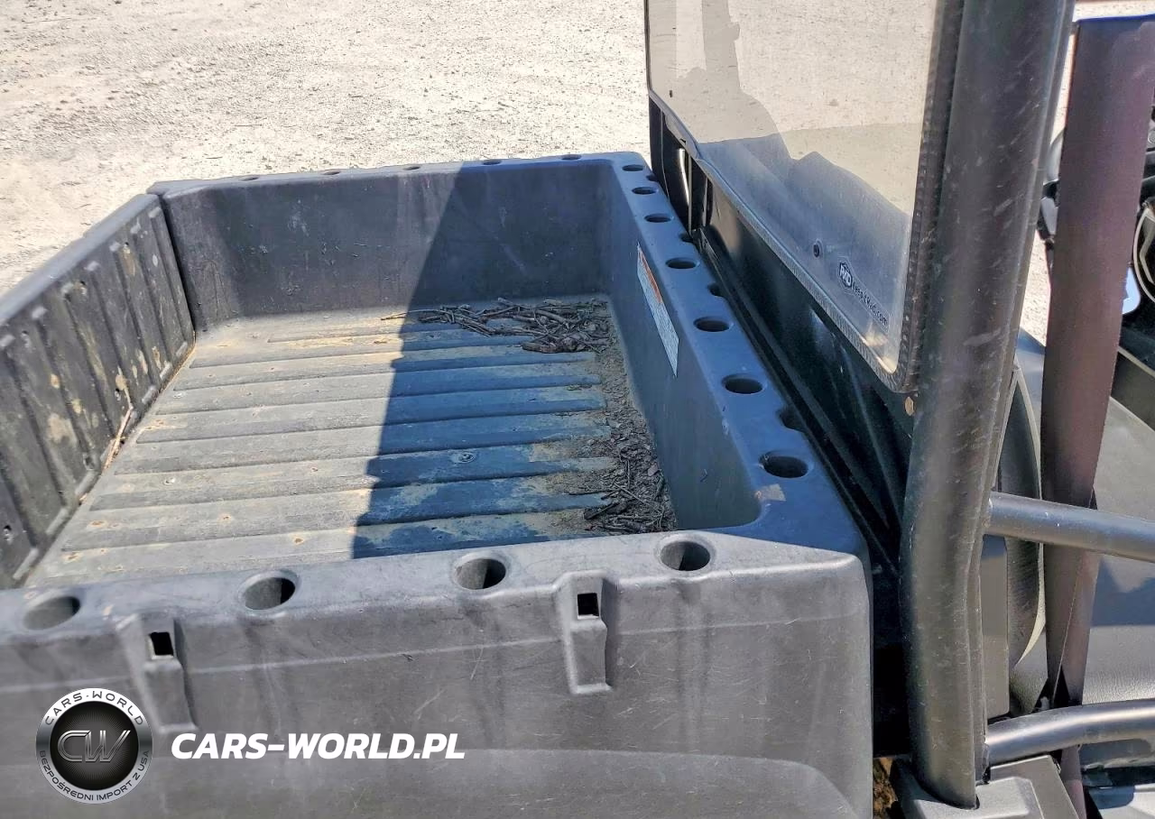 2015 Polaris Ranger 570 Utility Vehicle VIN:3NSRMA579FE368053 - 6