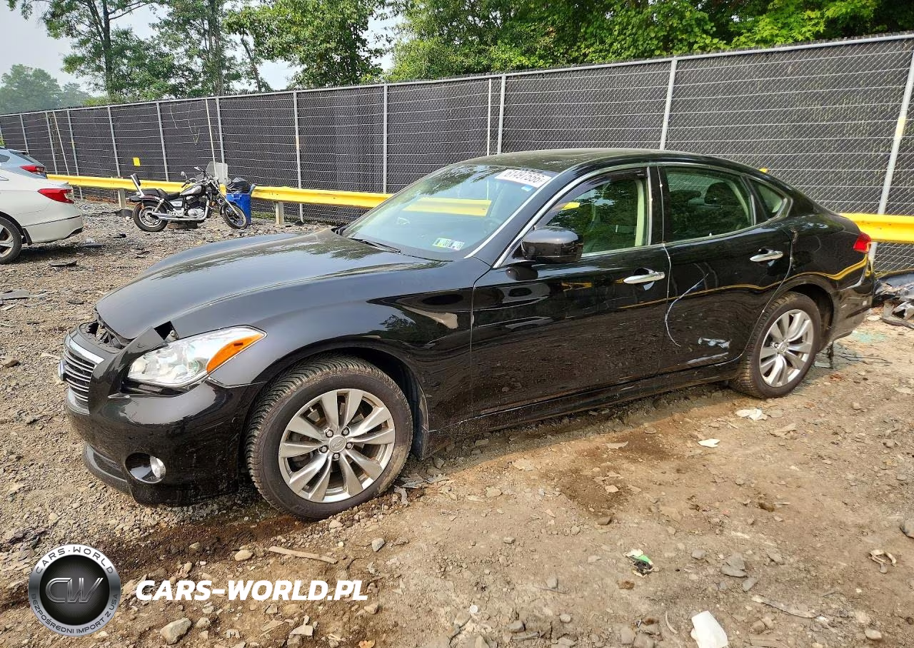2013 Infiniti M37 X