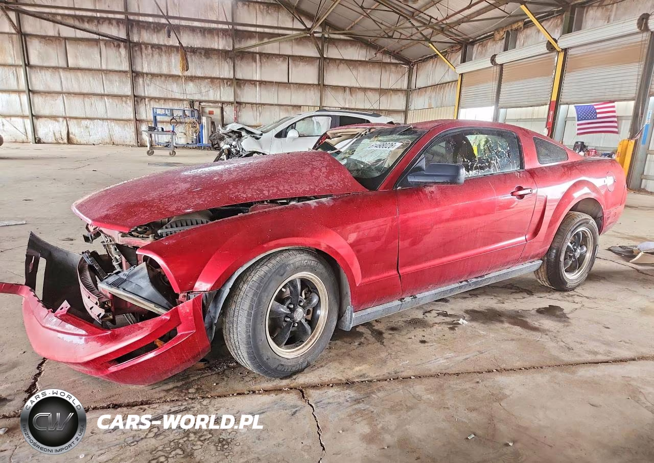 2005 Ford Mustang – zdjęcie 1 z 12