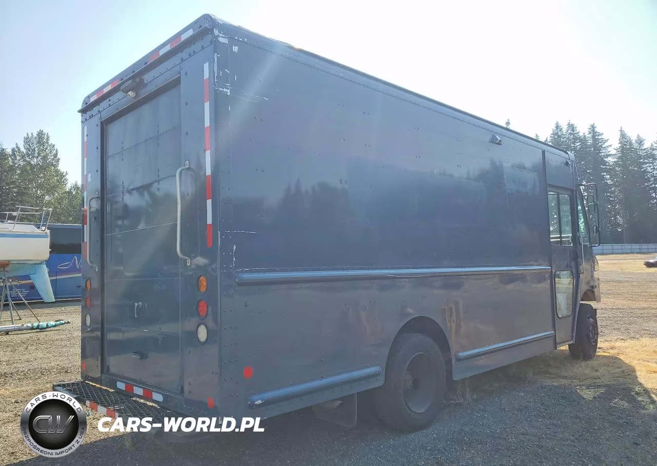 2020 Freightliner Mt45G Delivery Truck VIN:4UZAC2EA8LCLZ6394 - 3