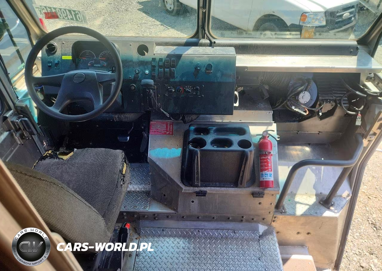 2020 Freightliner Chassis M Line Walk-In Van VIN:4UZAC2EA6LCMH7907 - 8
