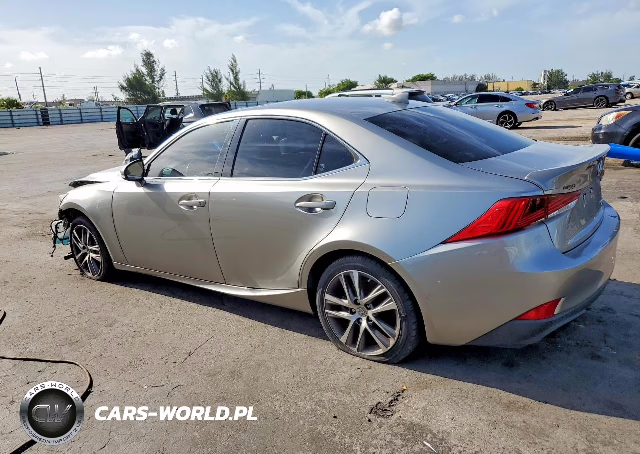 2018 Lexus Is 300 VIN:JTHBA1D21J5075669 - 2