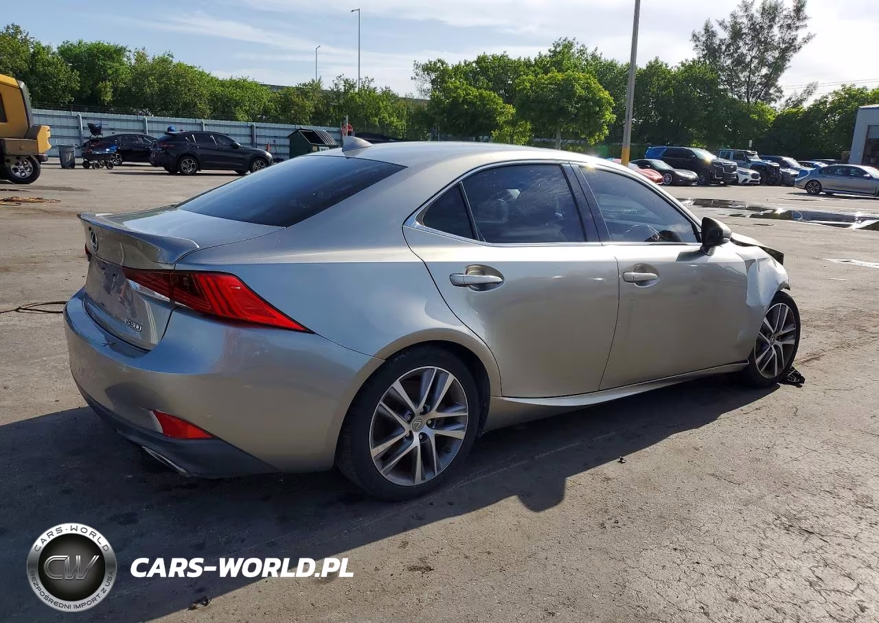 2018 Lexus Is 300 VIN:JTHBA1D21J5075669 - 3