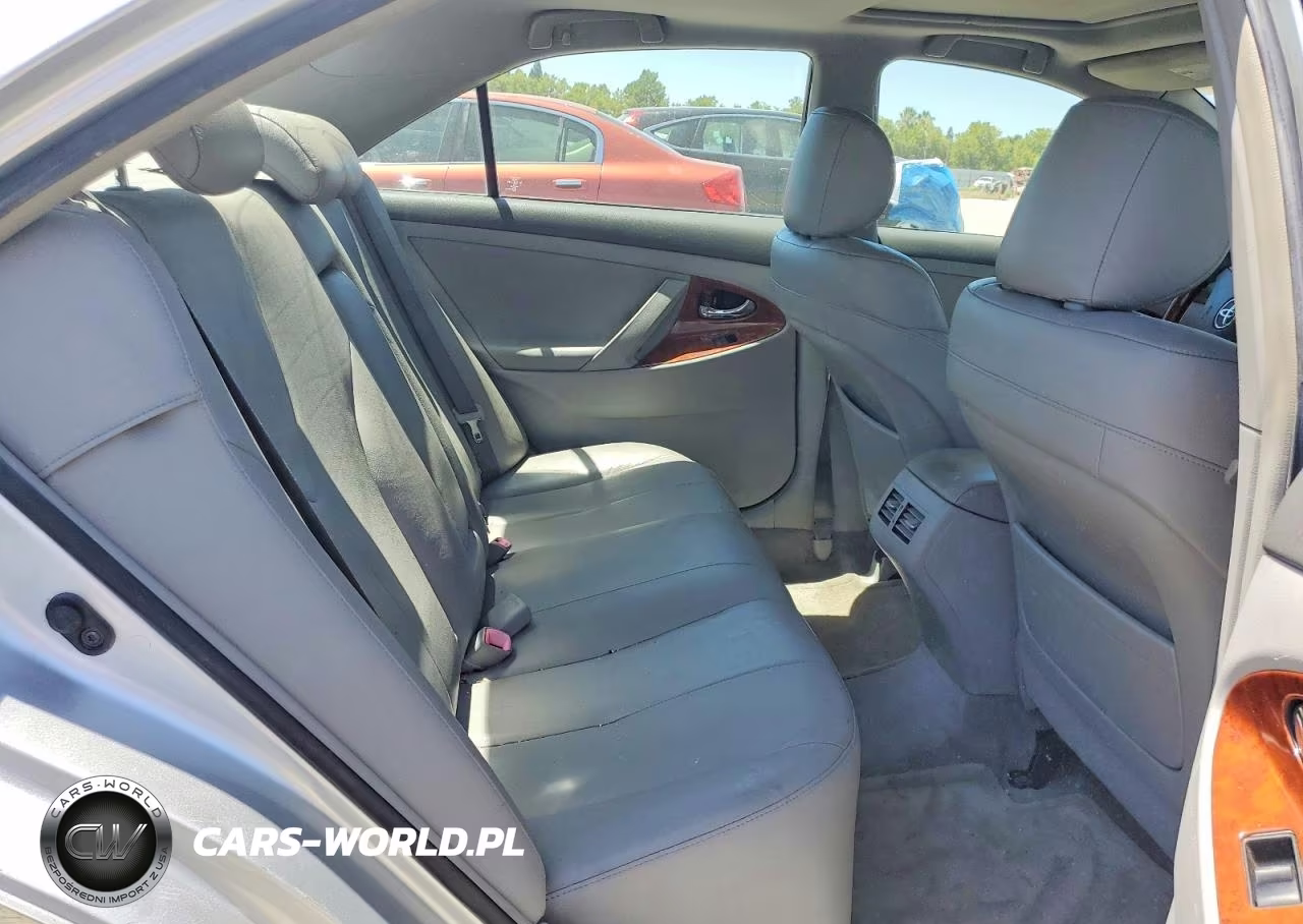 2007 Toyota Camry Hybrid VIN:JTNBB46K473022512 - 10
