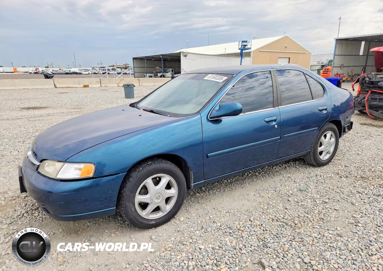1998 Nissan Altima Xe