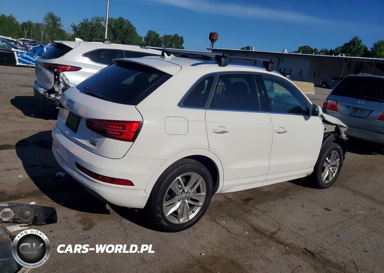 2016 Audi Q3 Premium Plus VIN:WA1EFCFS4GR014322 - 3