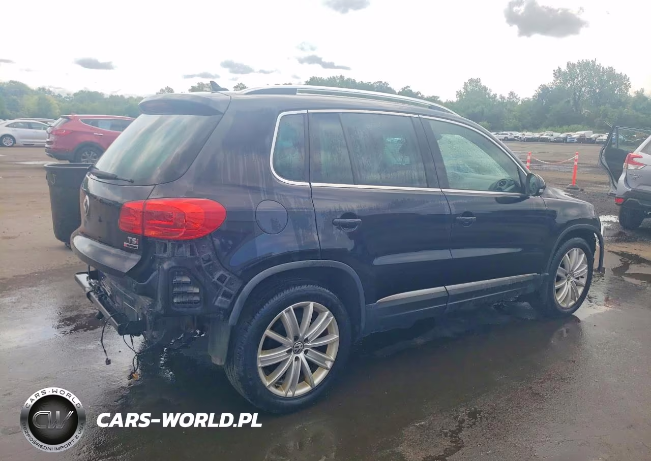 2016 Volkswagen Tiguan S VIN:WVGBV7AX5GW602815 - 3