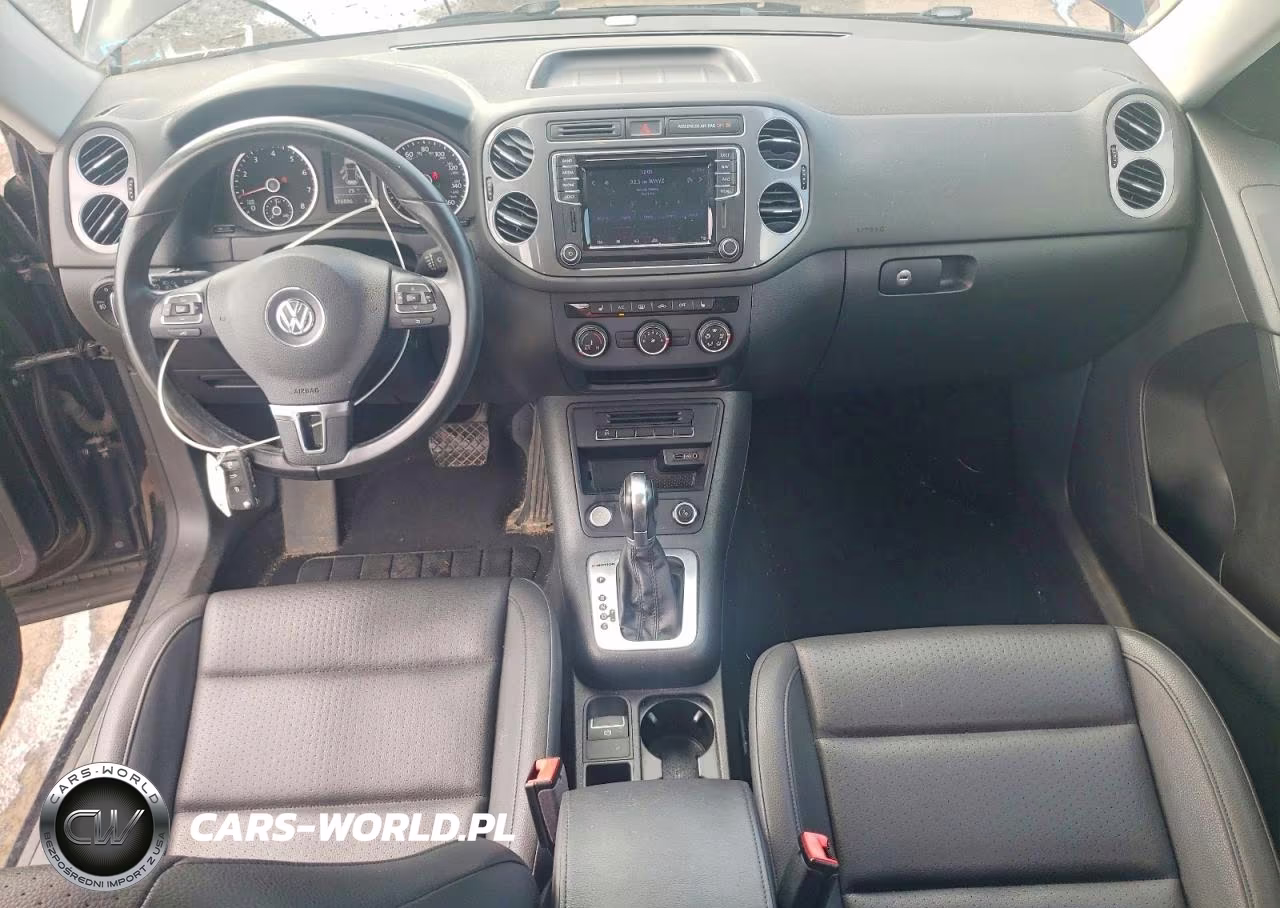 2016 Volkswagen Tiguan S VIN:WVGBV7AX5GW602815 - 8