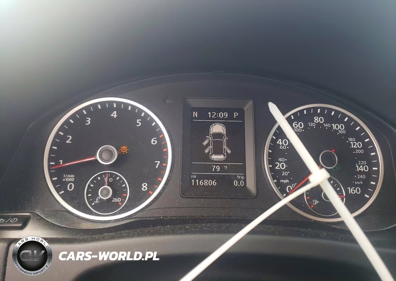 2016 Volkswagen Tiguan S VIN:WVGBV7AX5GW602815 - 9