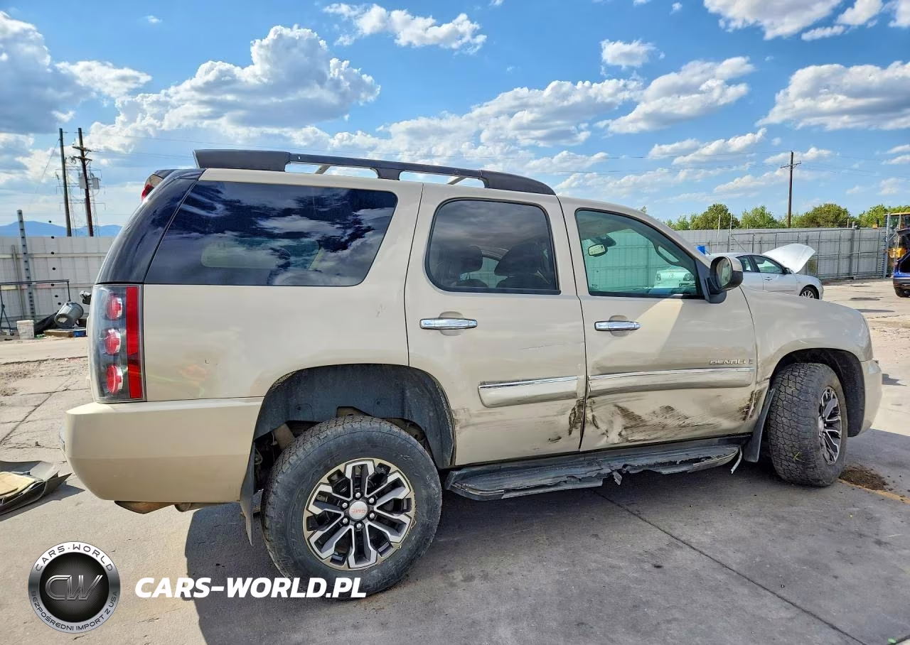 2008 GMC Yukon Denali VIN:1GKFK63828J173974 - 3